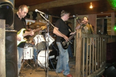 2 2012 family yard party fri eve (3)