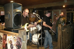 2 2012 family yard party fri eve (4)